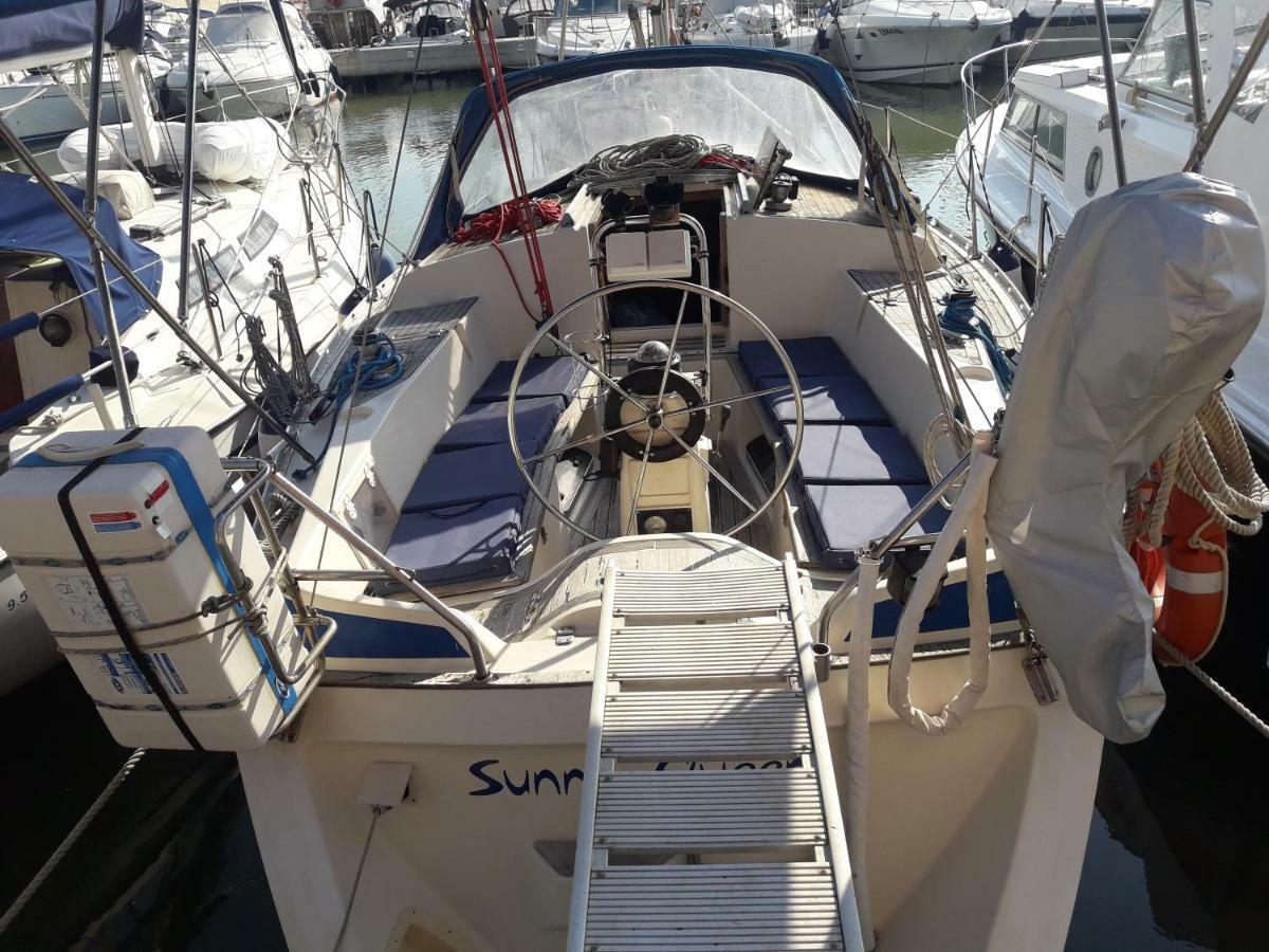 Yacht Suite 格罗塞托港 外观 照片